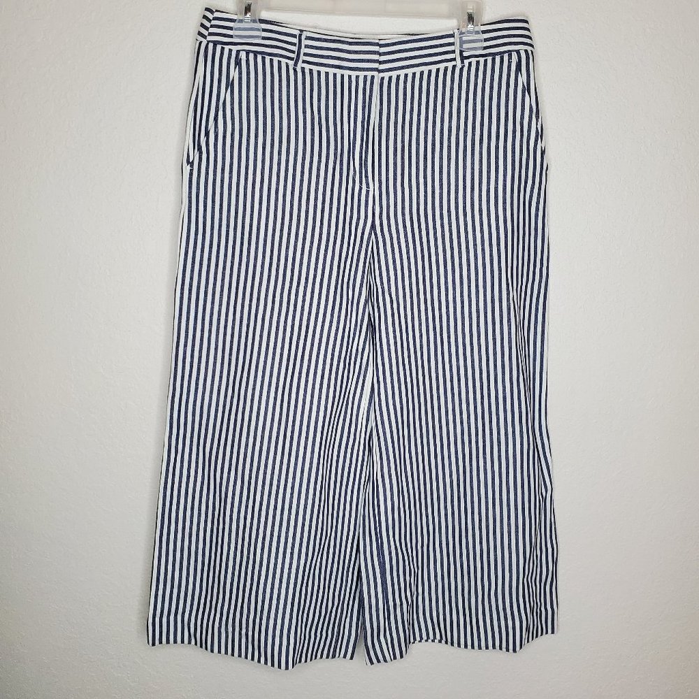 COPY - High wasted wide leg pin stripped Capri pa…